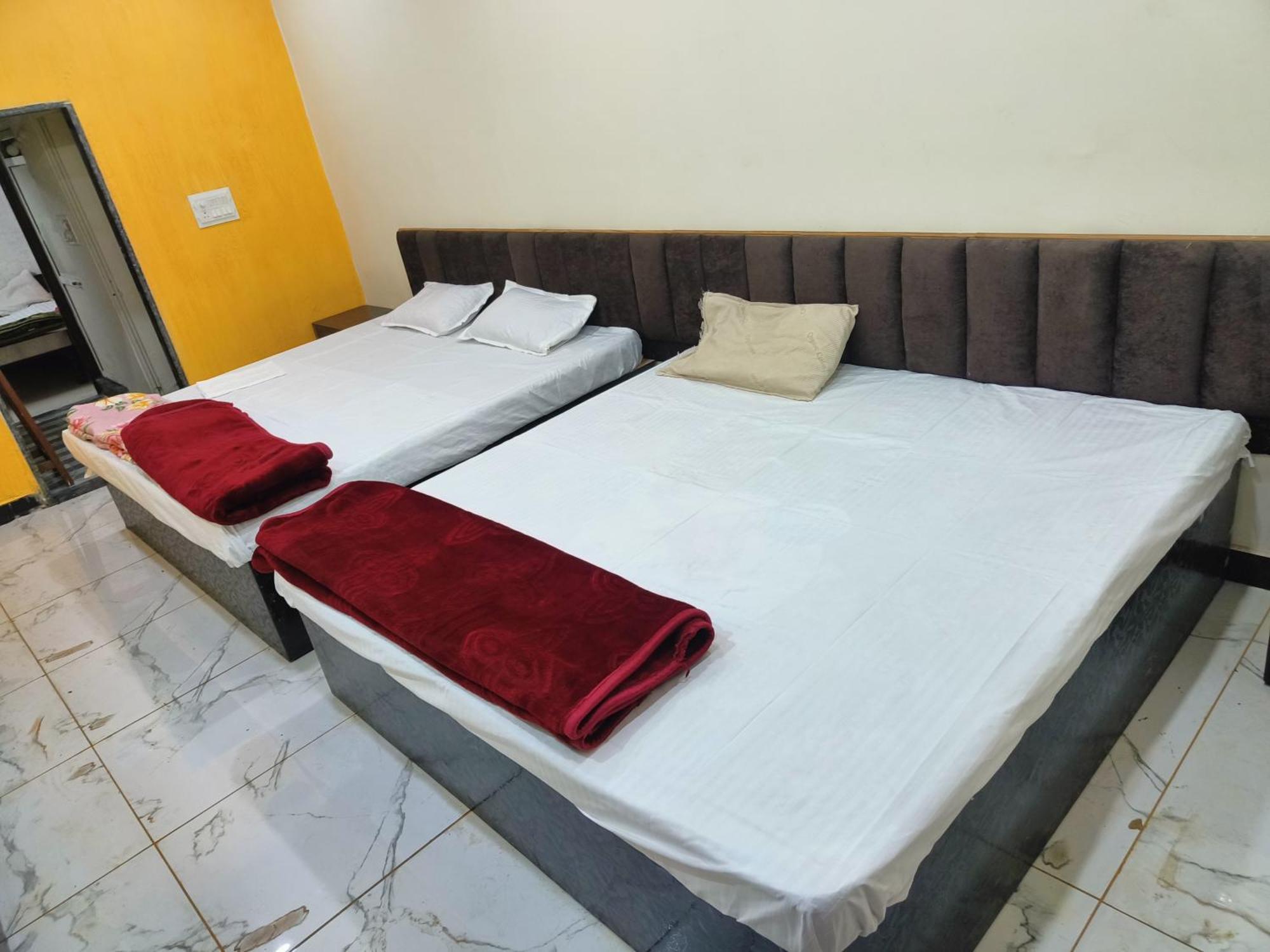 Kumkum Gest House Holiday home
