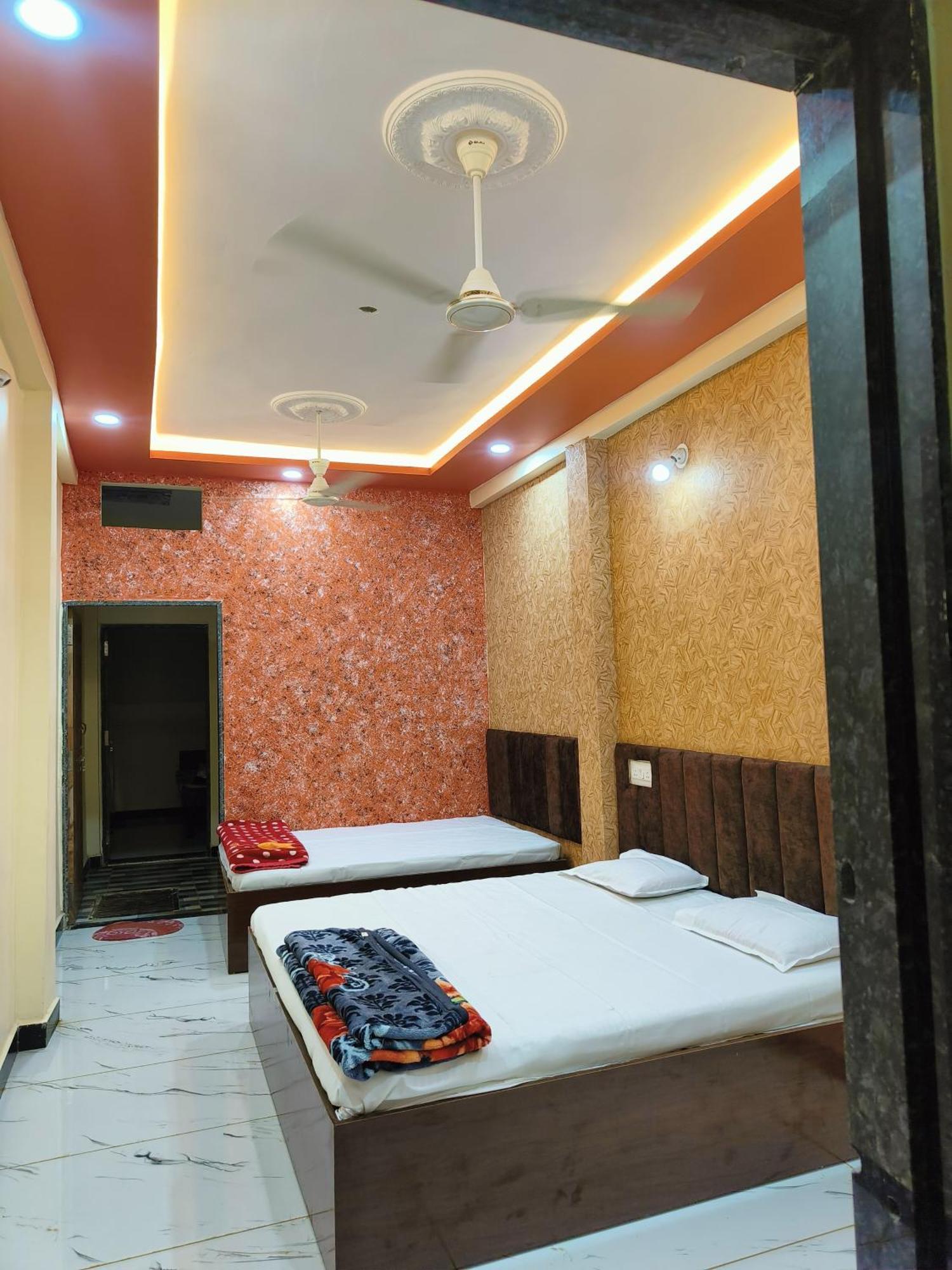 Kumkum Gest House * Ujjain
